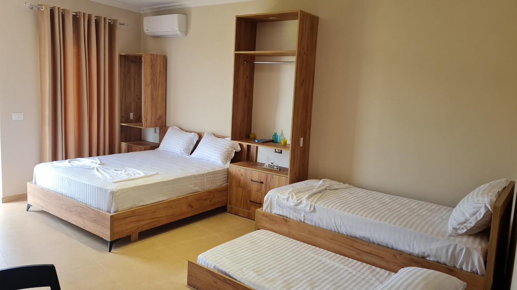 Sol Apartments Gjiri Lalzit Durrës Exterior foto