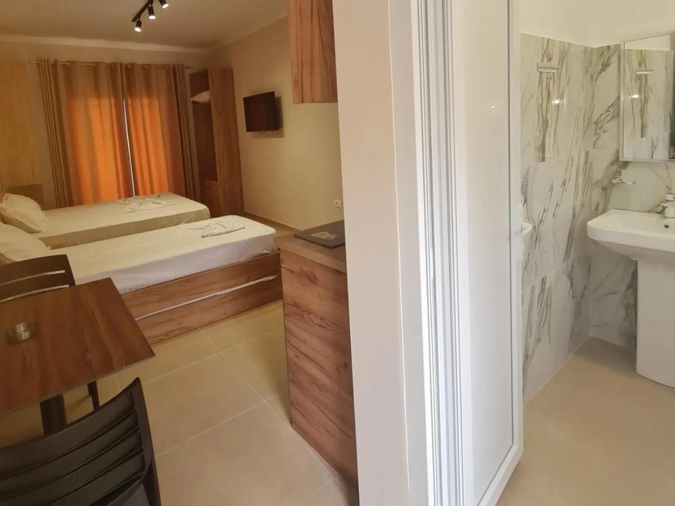 Sol Apartments Gjiri Lalzit Durrës Exterior foto